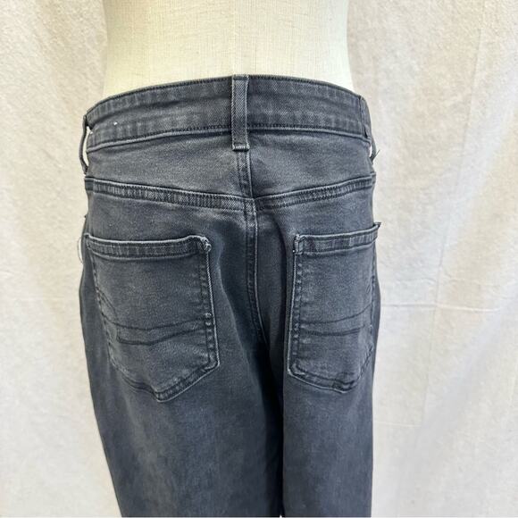 American Eagle Outfitters washed black mom jeans size 6 Regular - Picture 7 of 13